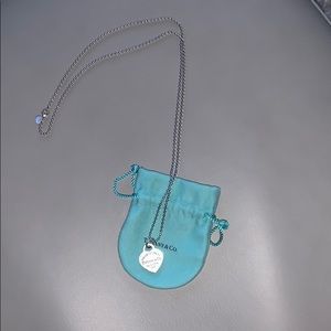 Return to Tiffany heart tag necklace